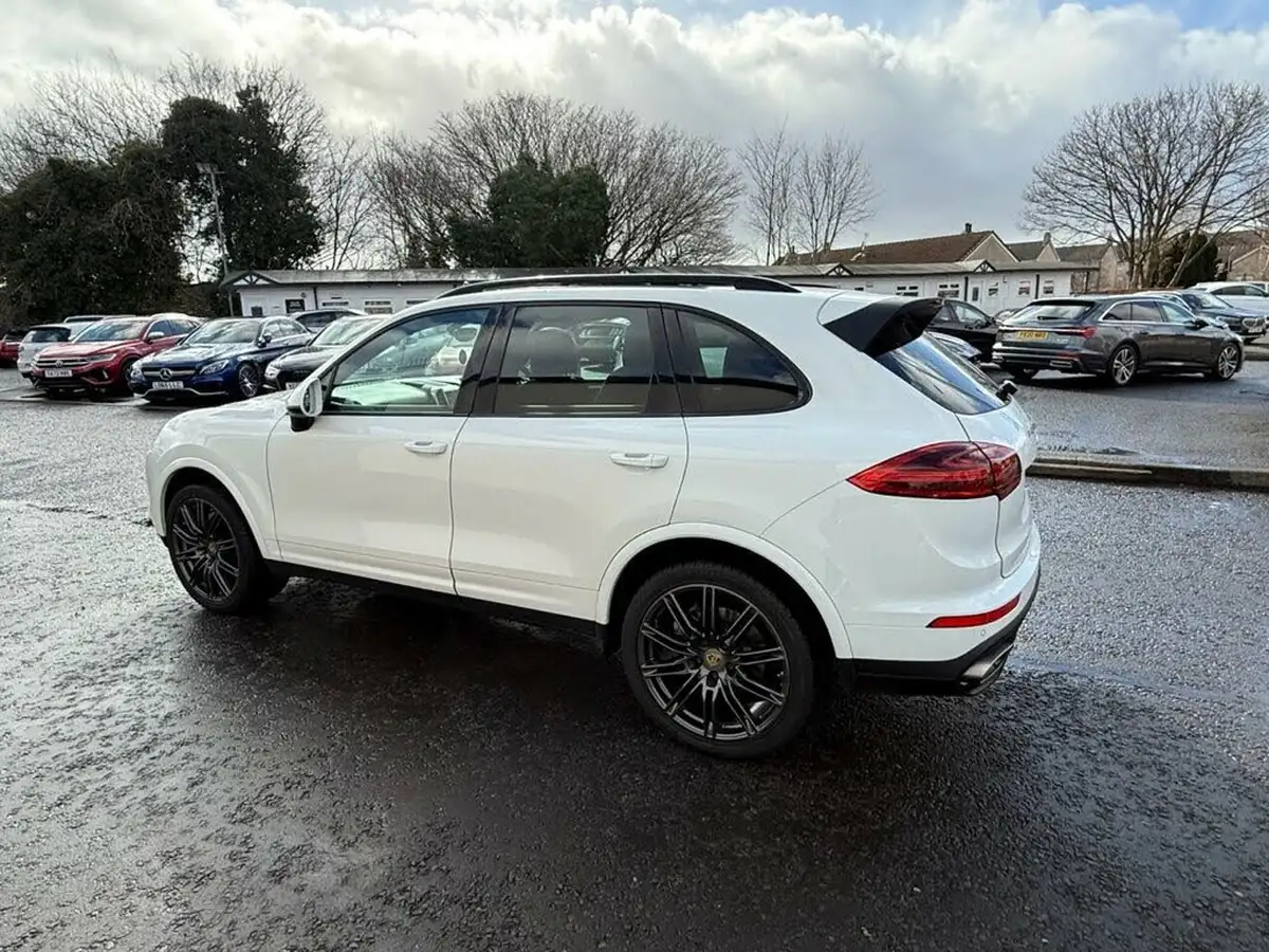 2017-porsche-cayenne-30td-diesel-big-5