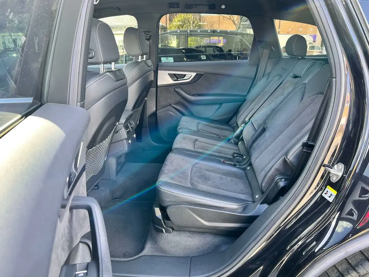 2019-audi-q7-30-45-tdi-s-line-ss-big-16