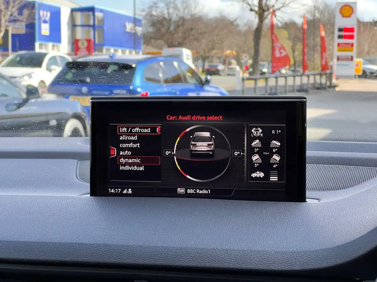 2019-audi-q7-30-45-tdi-s-line-ss-big-44