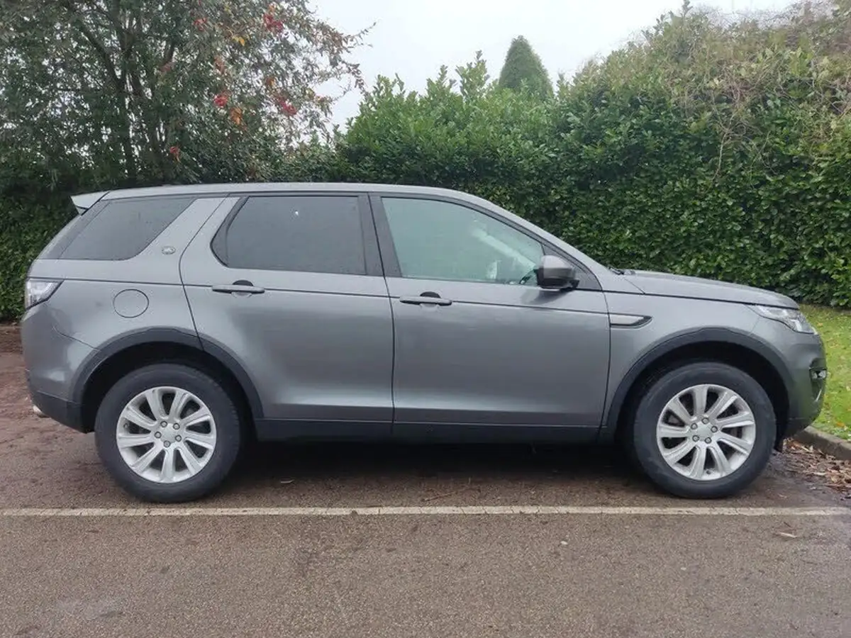 2016-land-rover-discovery-sport-20td4-se-tech-180ps-awd-ss-auto-big-1