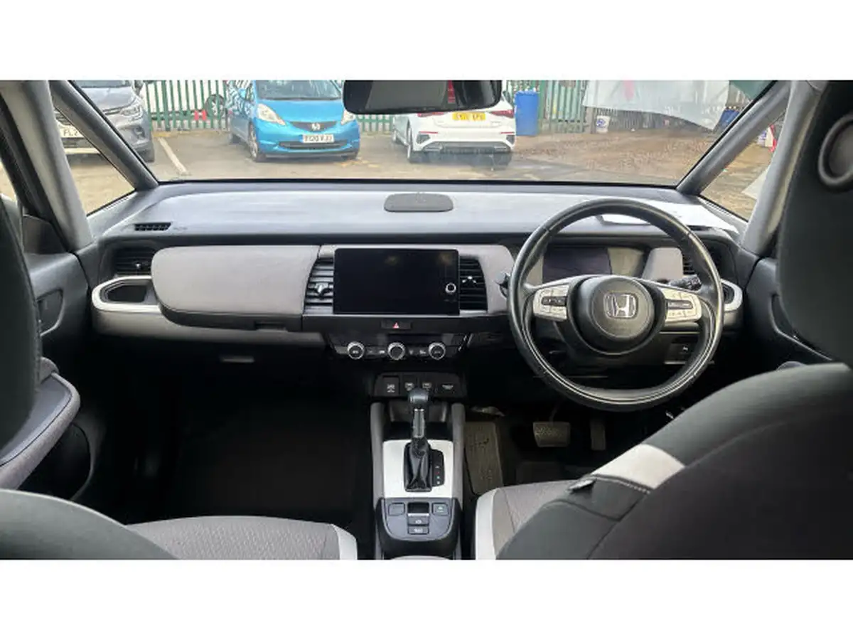 2022-honda-jazz-15-i-mmd-ex-109ps-big-3