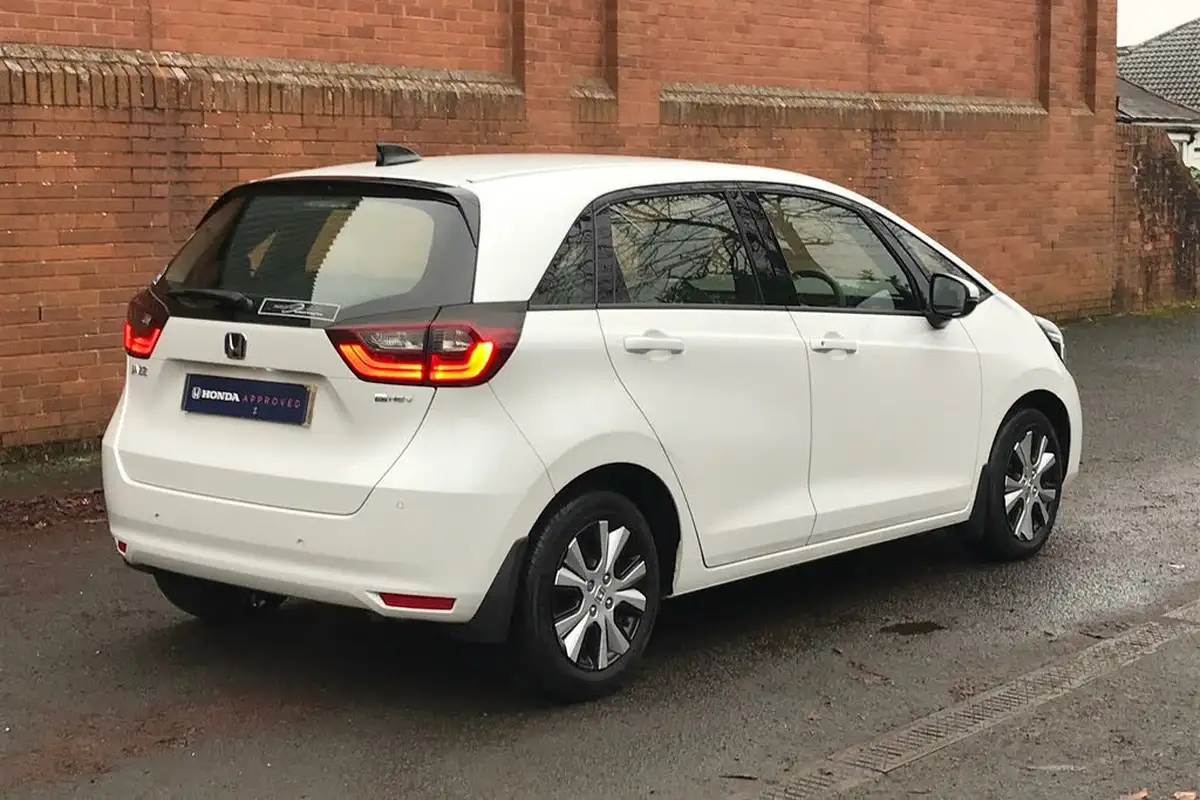 2020-honda-jazz-15-i-mmd-sr-big-10