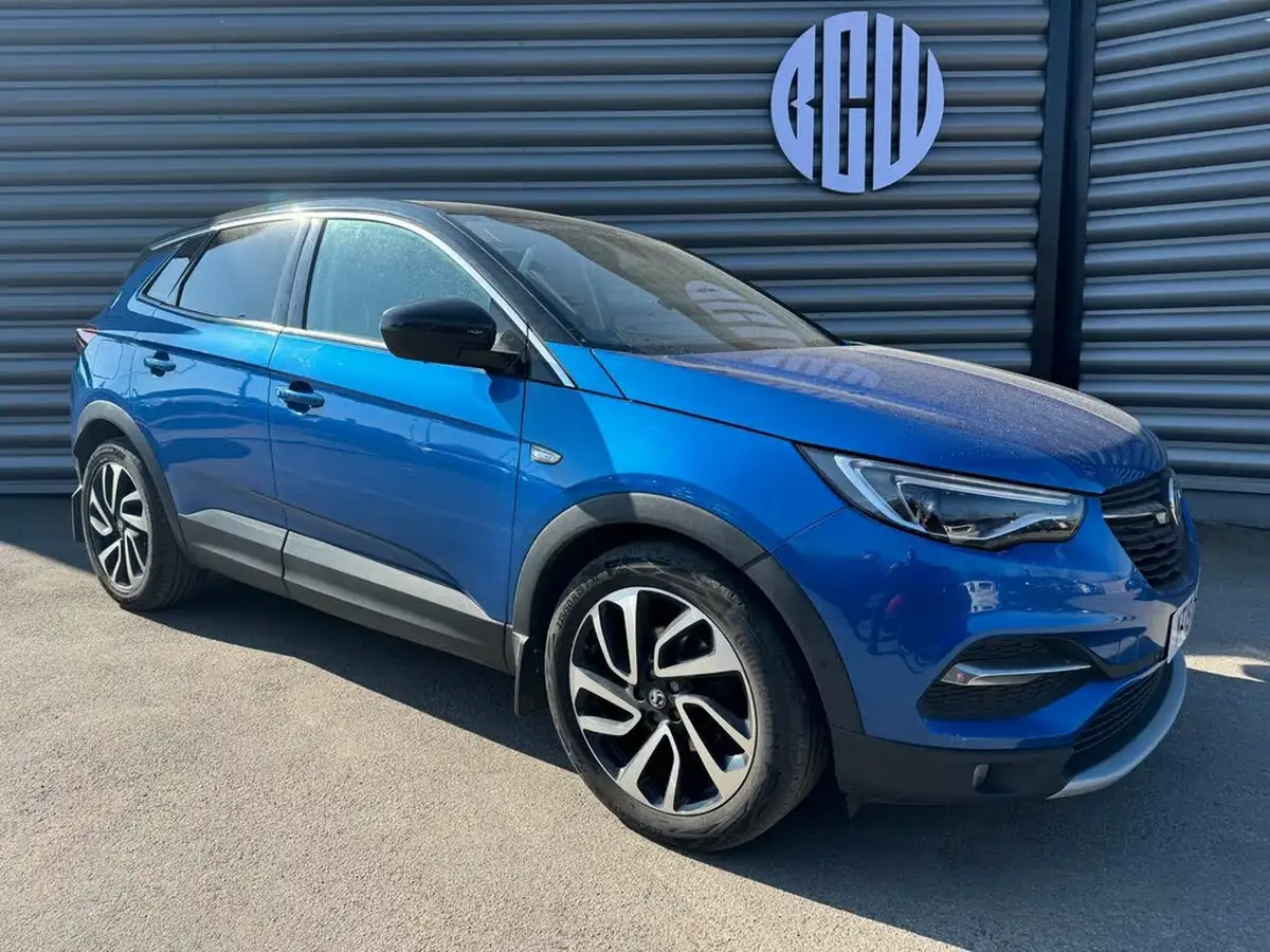 2019-vauxhall-grandland-x-15td-elite-nav-ss-blueinjection-big-1