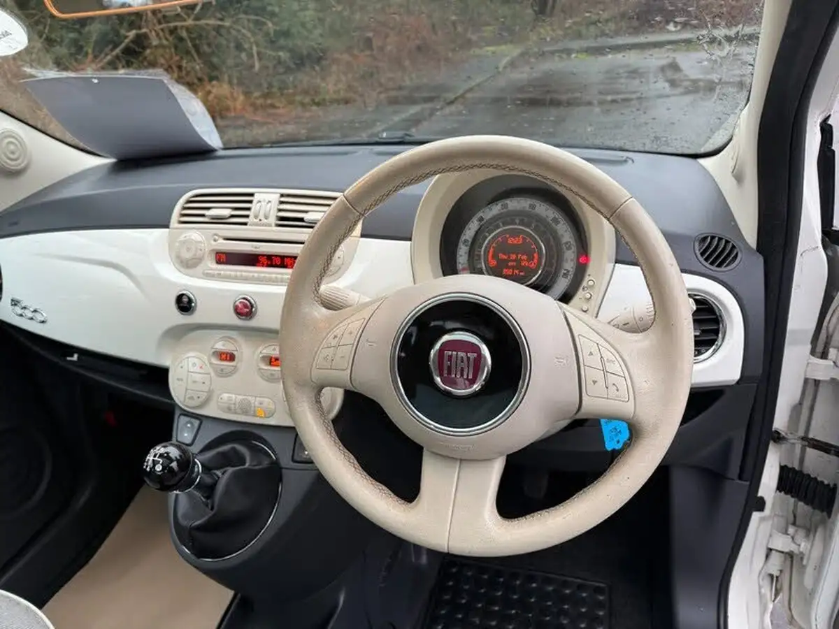 2015-fiat-500-12-lounge-ss-big-6