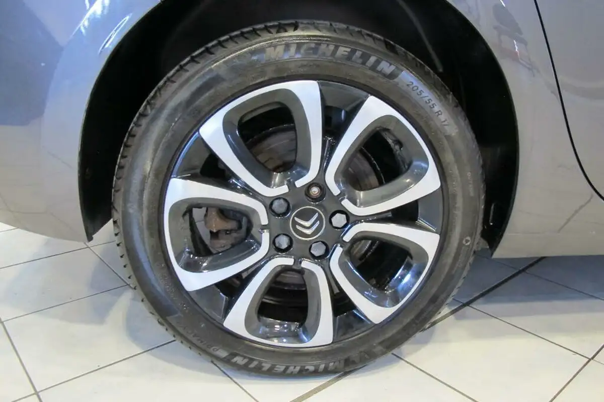 2019-citroen-grand-c4-spacetourer-12-puretech-flair-big-43