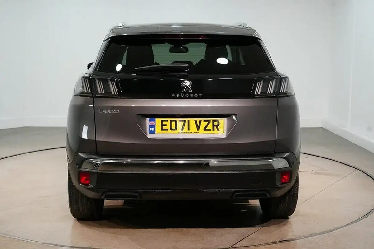 2021-peugeot-3008-suv-12-puretech-allure-premium-big-10