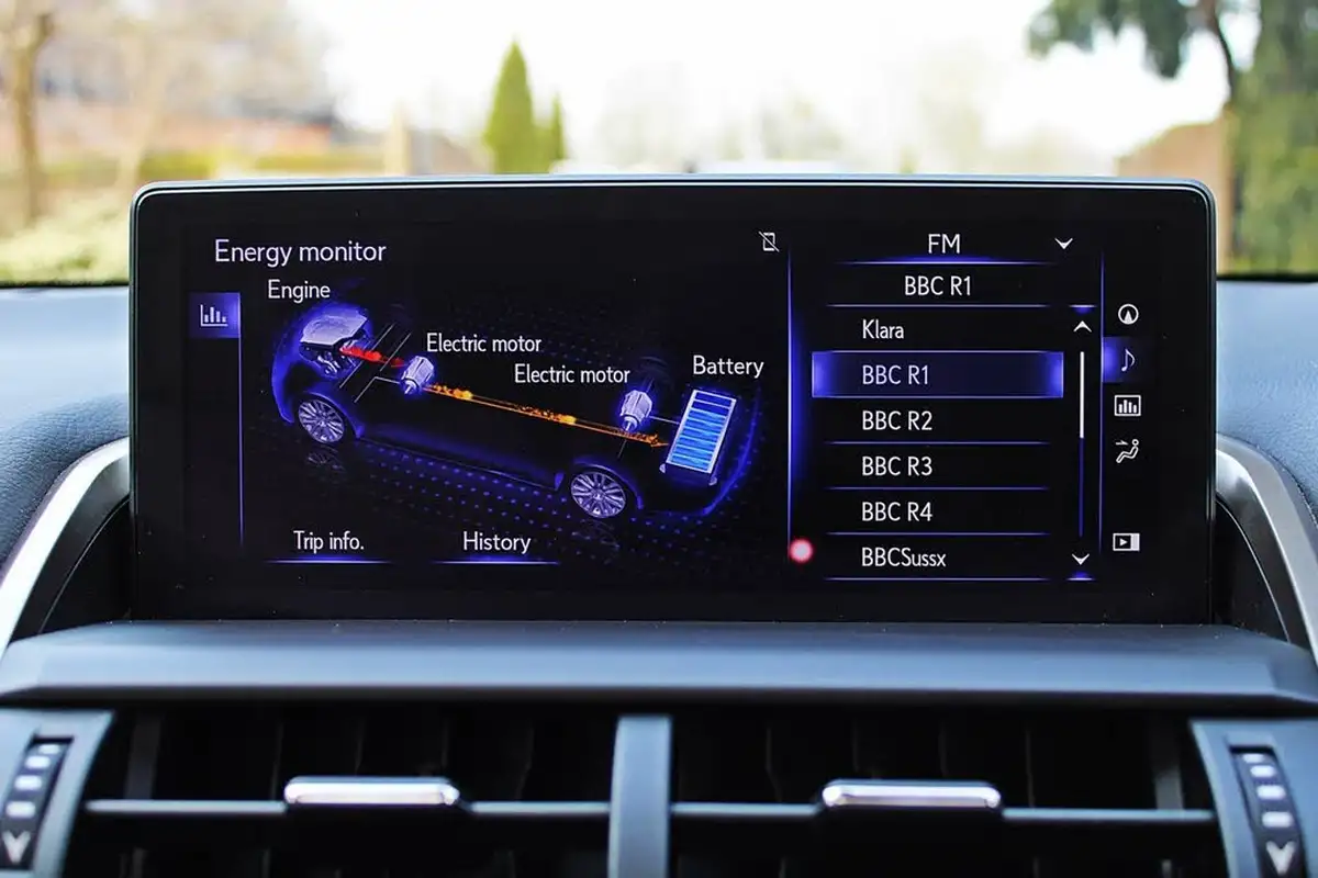 2019-lexus-nx-300h-25-takumi-sunroof-big-29