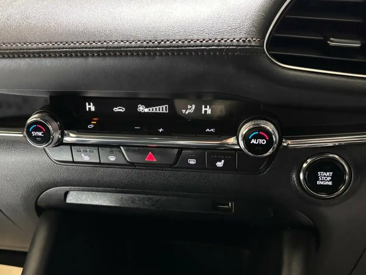 2021-mazda-mazda3-20-sport-lux-122ps-hatchback-5d-big-23