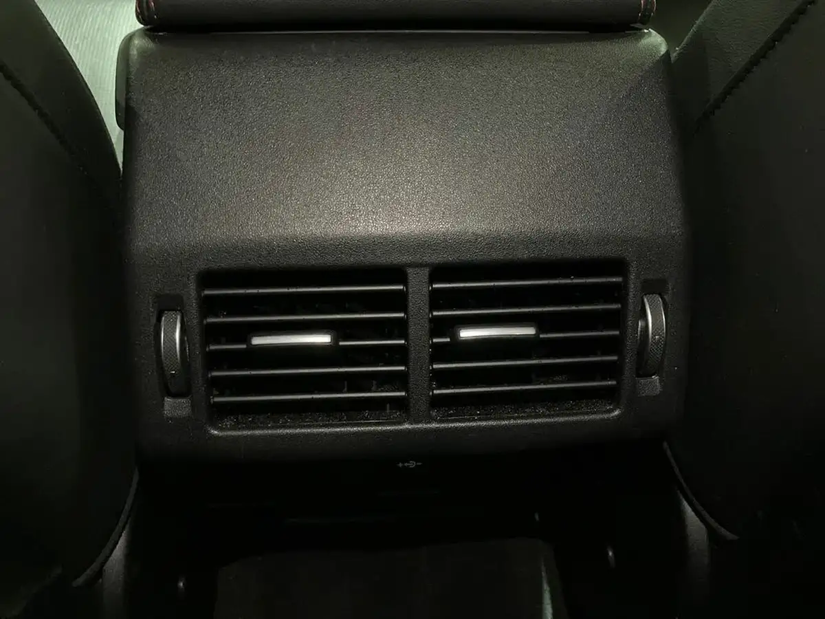 2020-land-rover-discovery-sport-20-d180-r-dynamic-hse-big-39