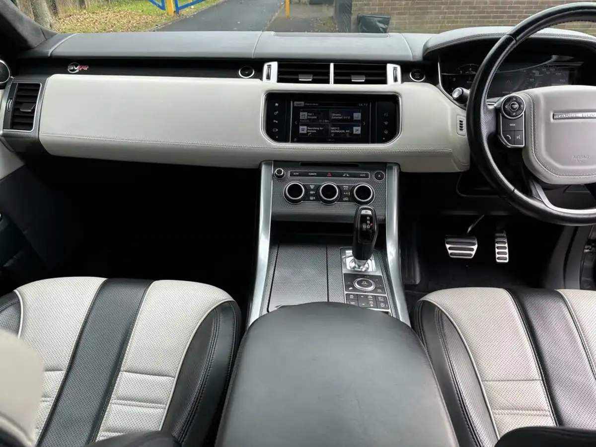 2016-land-rover-range-rover-sport-50-v8-svr-sc-550bhp-auto-big-13