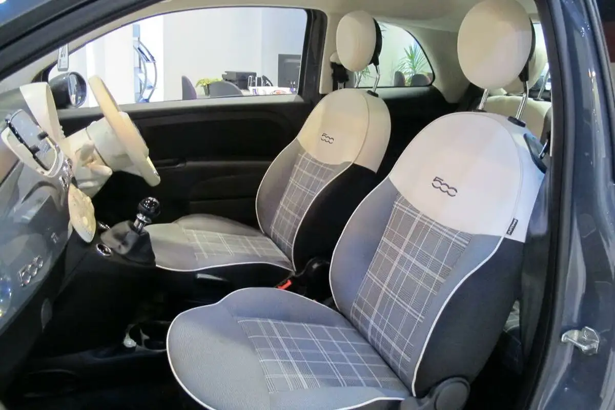 2020-fiat-500-10-lounge-big-35