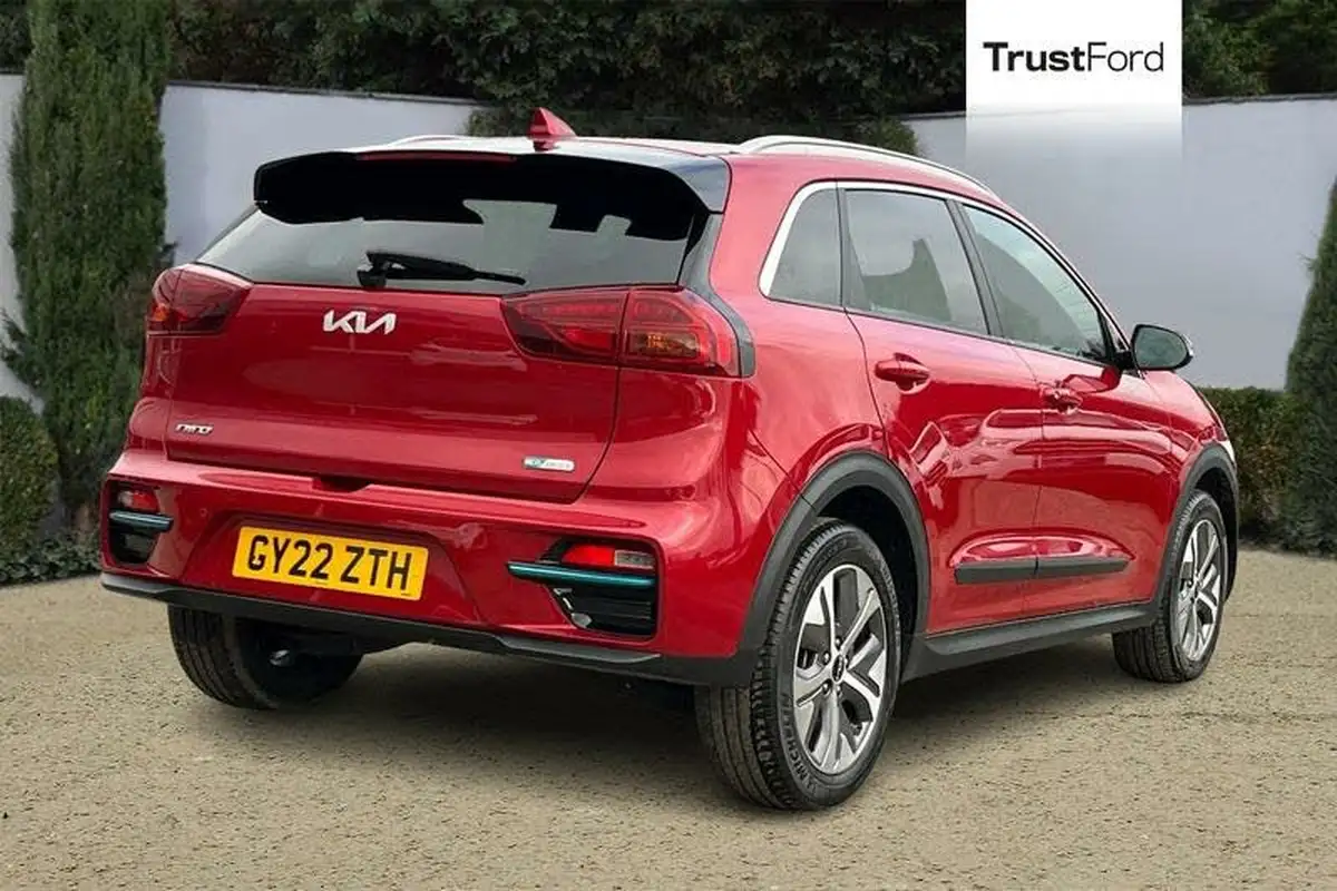 2022-kia-niro-ev-e-2-big-3
