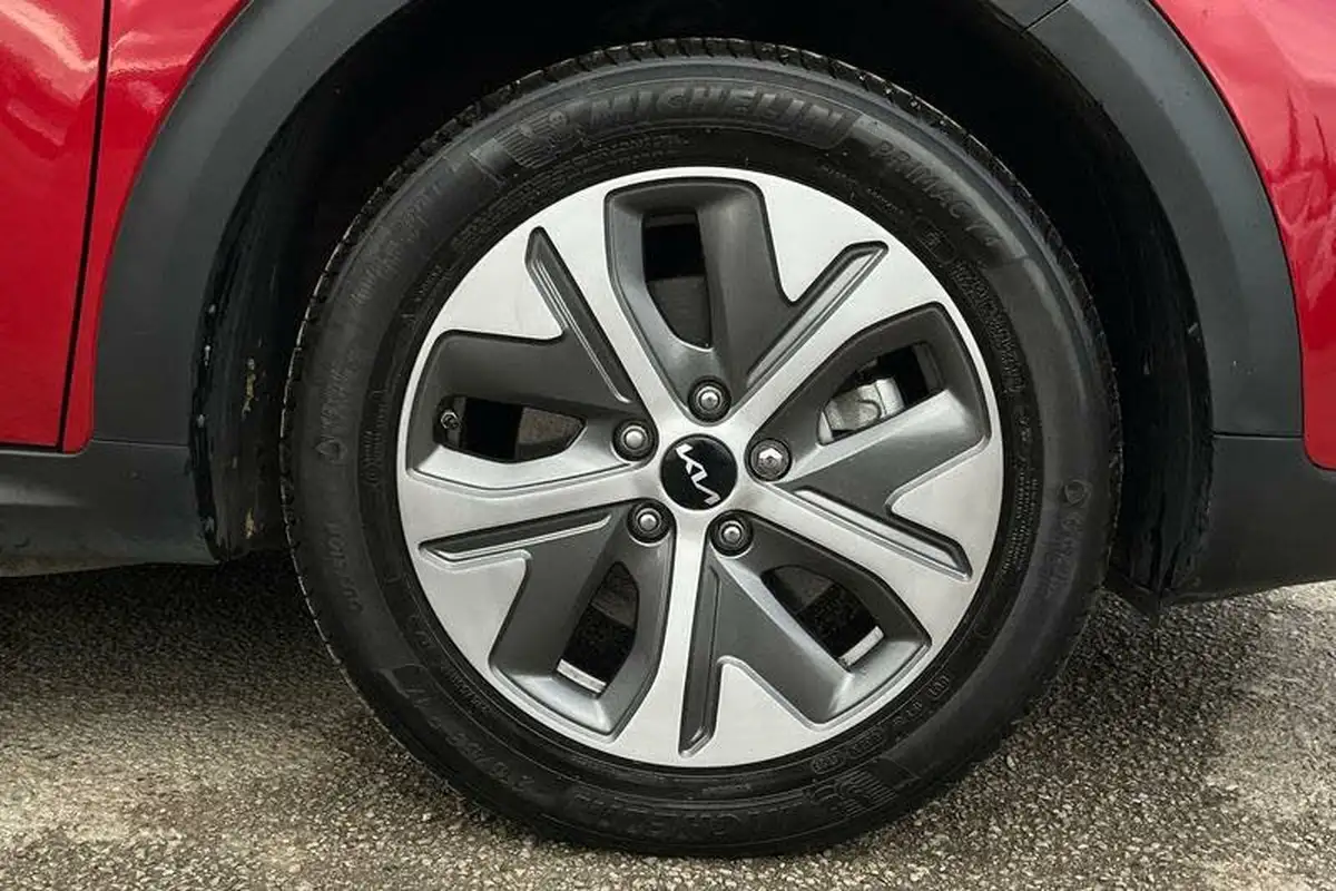 2022-kia-niro-ev-e-2-big-7
