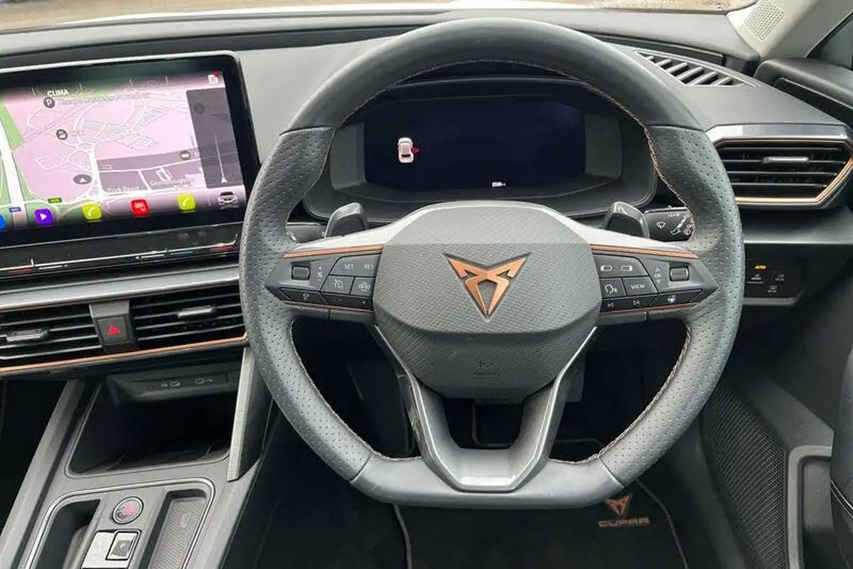 2023-cupra-leon-nf-15-etsi-v1-hatchback-big-11
