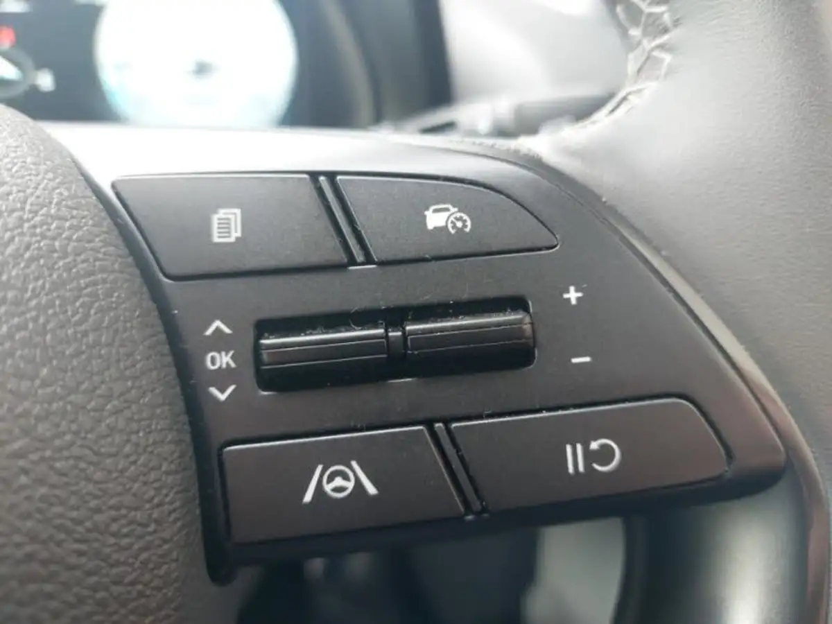 2024-hyundai-bayon-10-t-gdi-ultimate-100ps-7dct-big-12