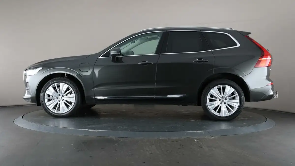2022-volvo-xc60-20-t8-inscription-pro-455bhp-plug-in-hybrid-big-4
