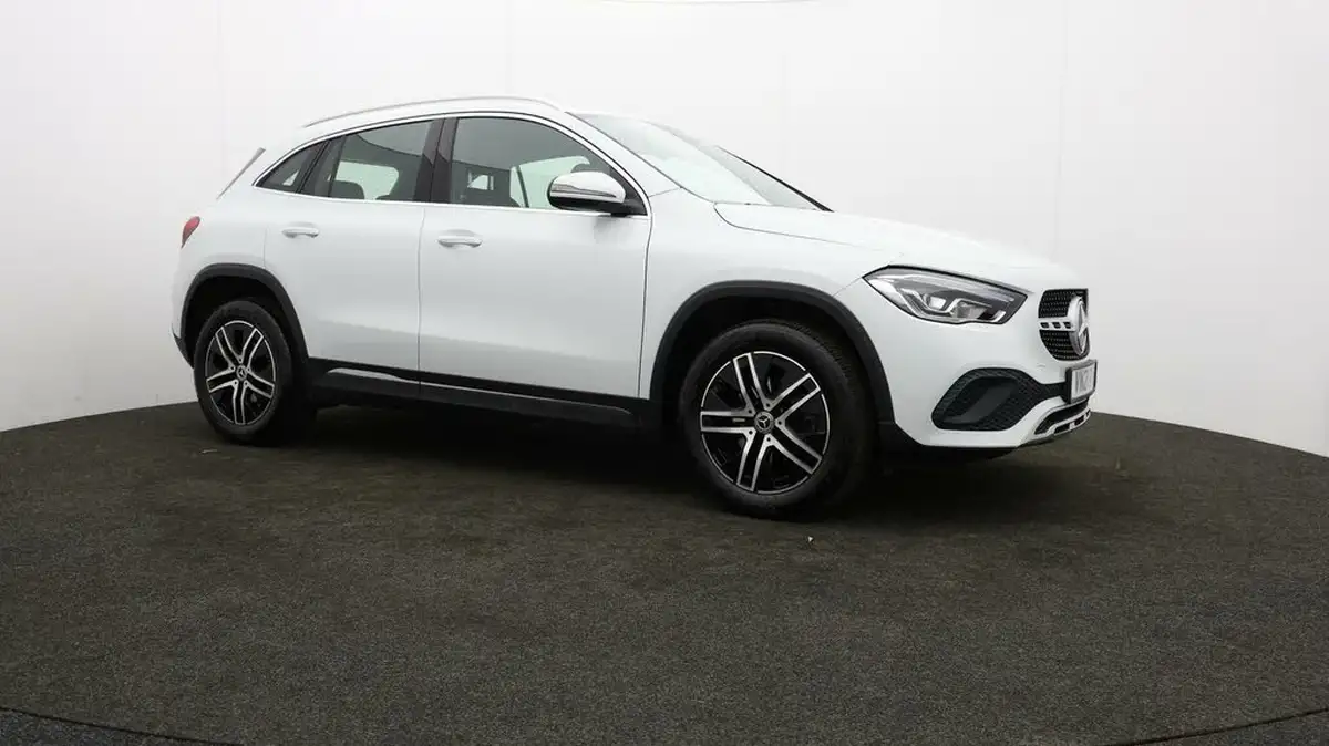 2021-mercedes-benz-gla-class-13-gla-200-sport-big-43