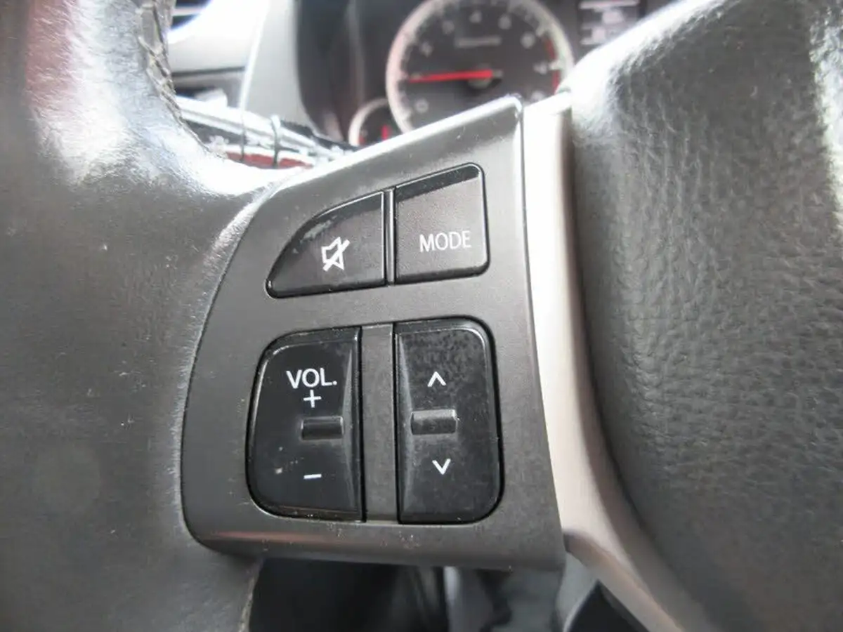 2012-suzuki-swift-12-sz4-3d-big-14