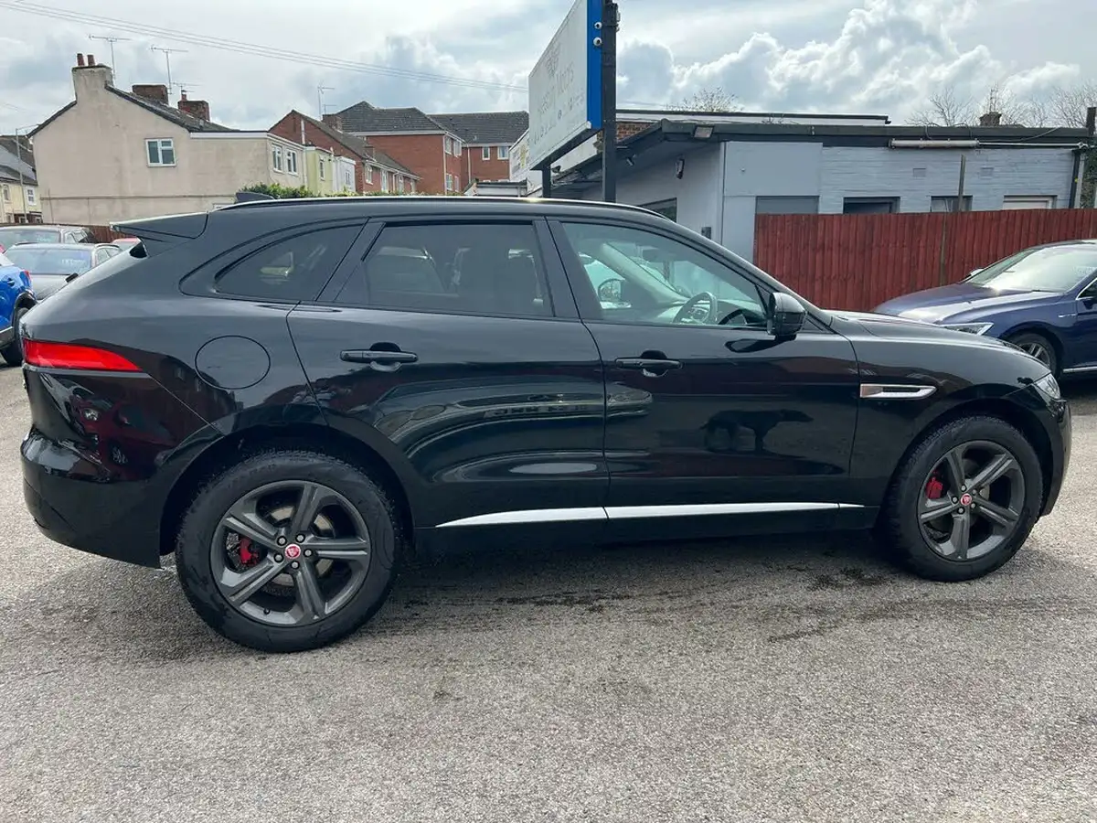 2019-jaguar-f-pace-30td-s-v6-ss-big-23