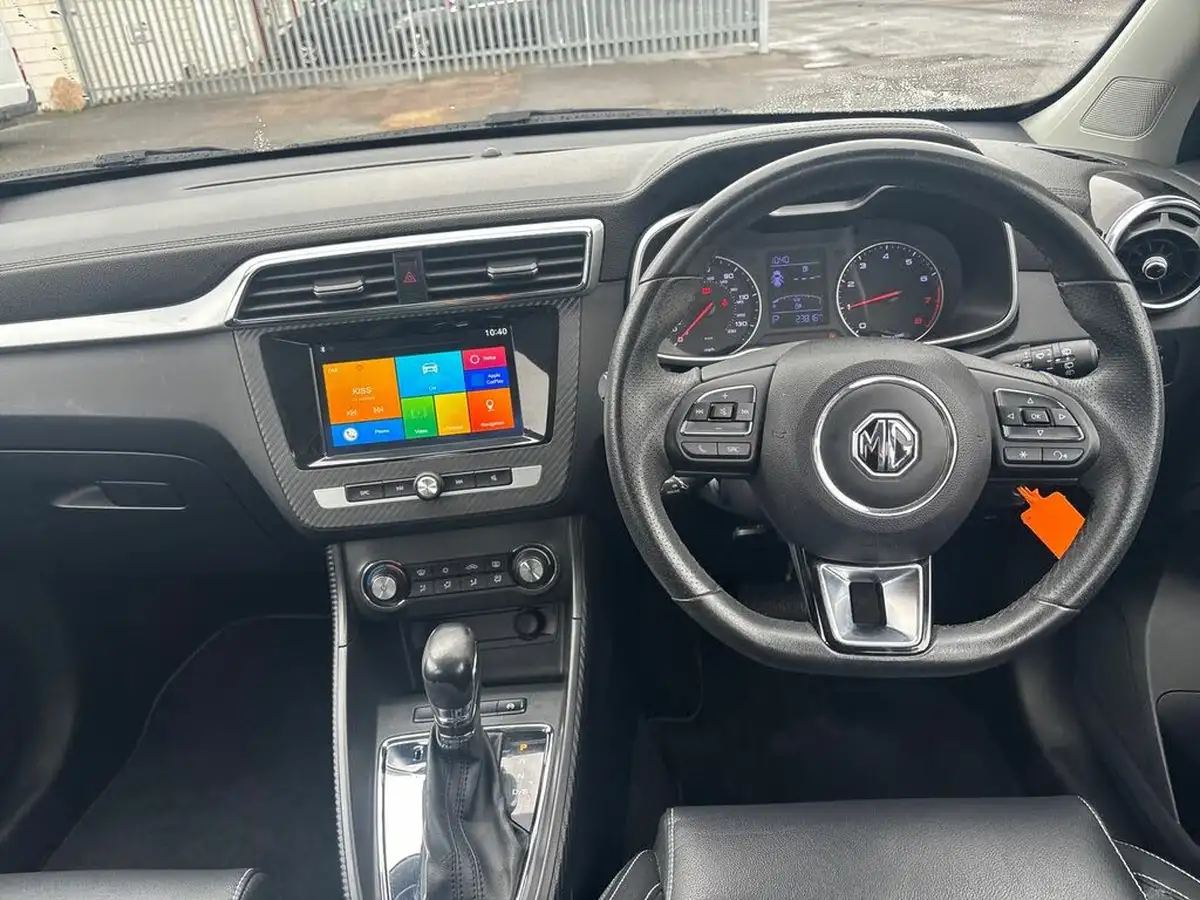 2018-mg-zs-suv-10t-gdi-exclusive-big-10