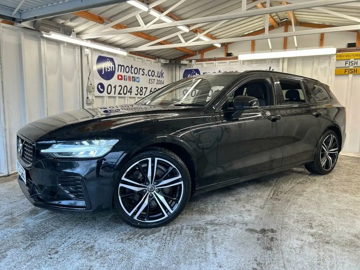 2021-volvo-v60-20-t6-r-design-340bhp-big-7
