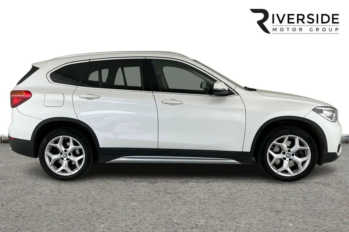 2019-bmw-x1-20-sdrive-20i-xline-sdrive20i-big-3