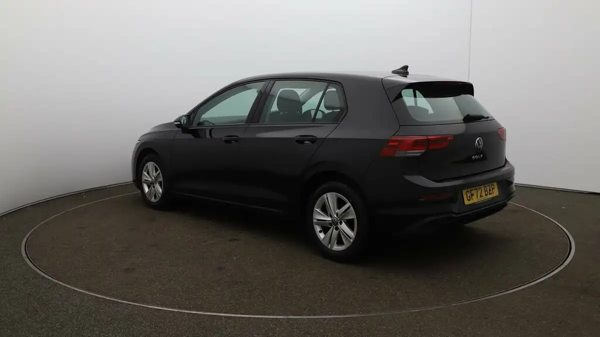 2022-volkswagen-golf-15-tsi-life-150ps-hatchback-big-5