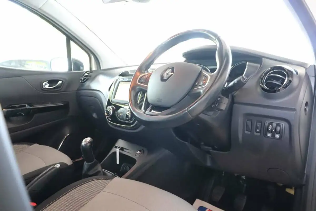 2017-renault-captur-15dci-dynamique-nav-90bhp-energy-ss-big-19