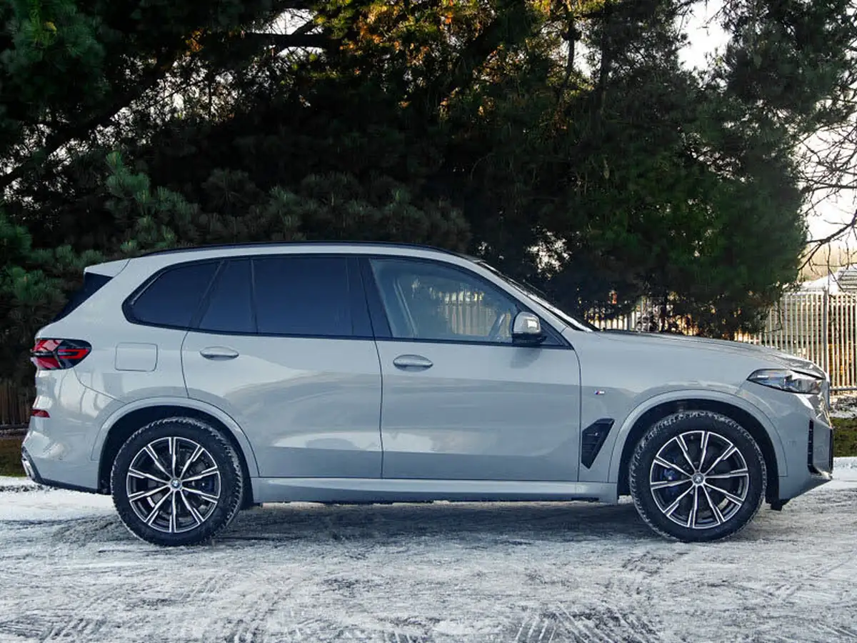 2023-bmw-x5-30-xdrive-50e-m-sport-big-2