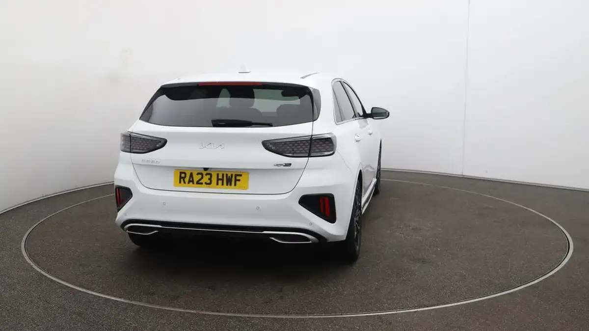 2022-kia-ceed-15-t-gdi-gt-line-big-48