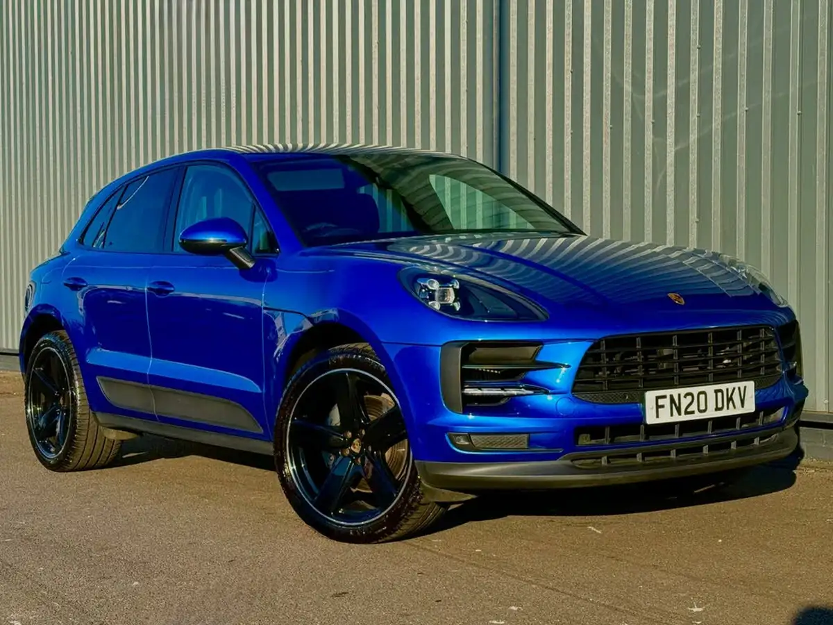 2020-porsche-macan-30-v6-s-big-3