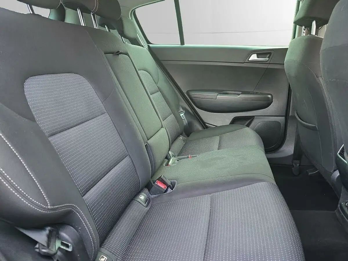 2019-kia-sportage-16-gdi-2-big-12