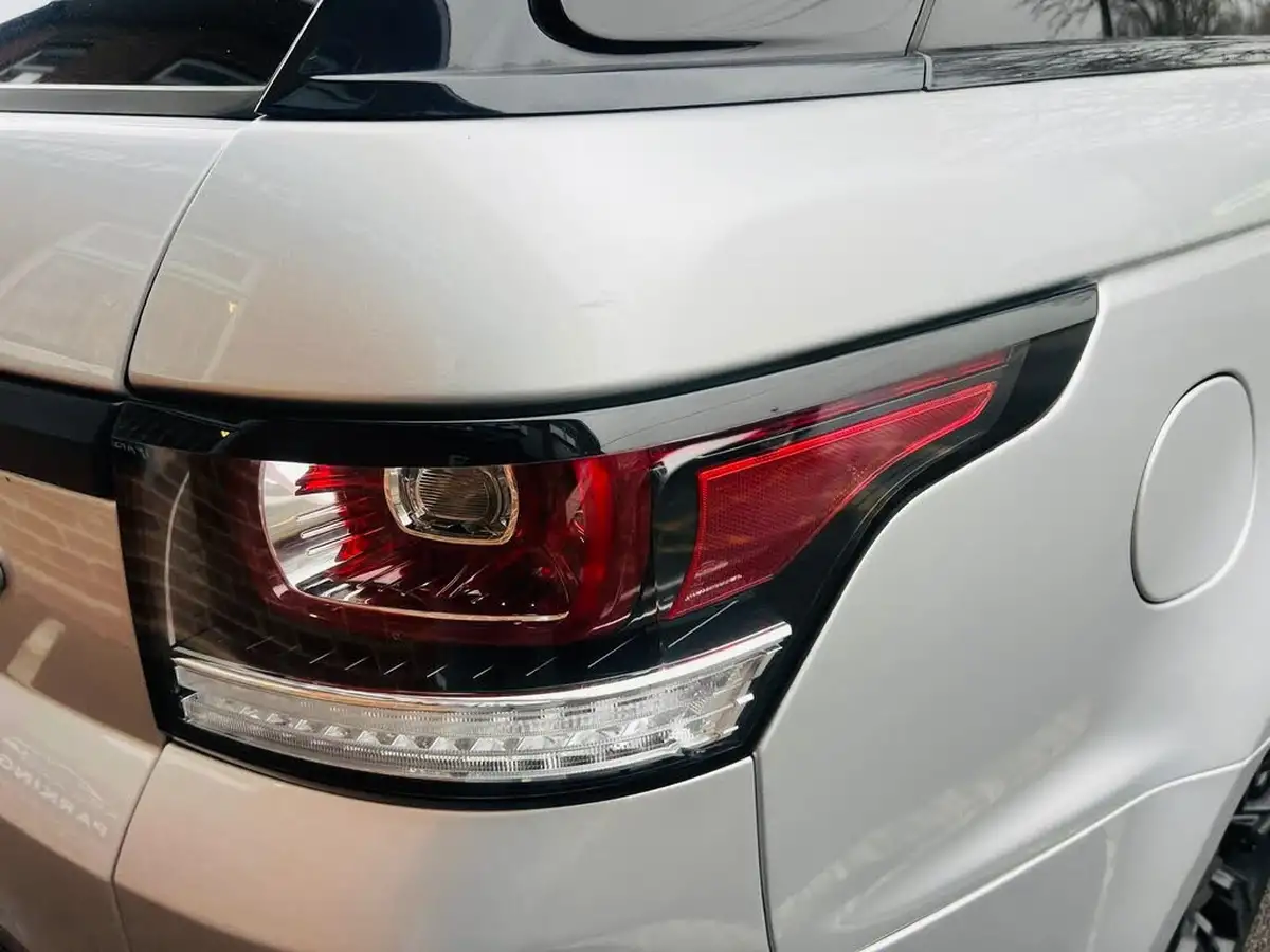 2015-land-rover-range-rover-sport-30-sd-v6-hse-dynamic-306bhp-4wd-big-18