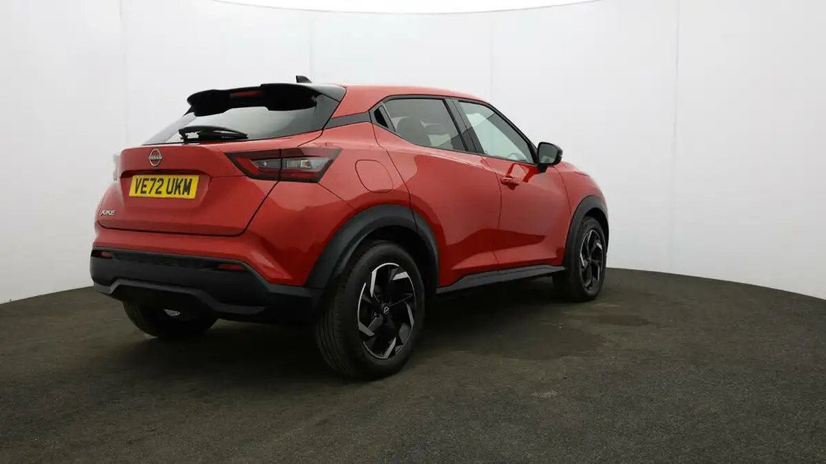 2023-nissan-juke-10-dig-t-n-connecta-big-6