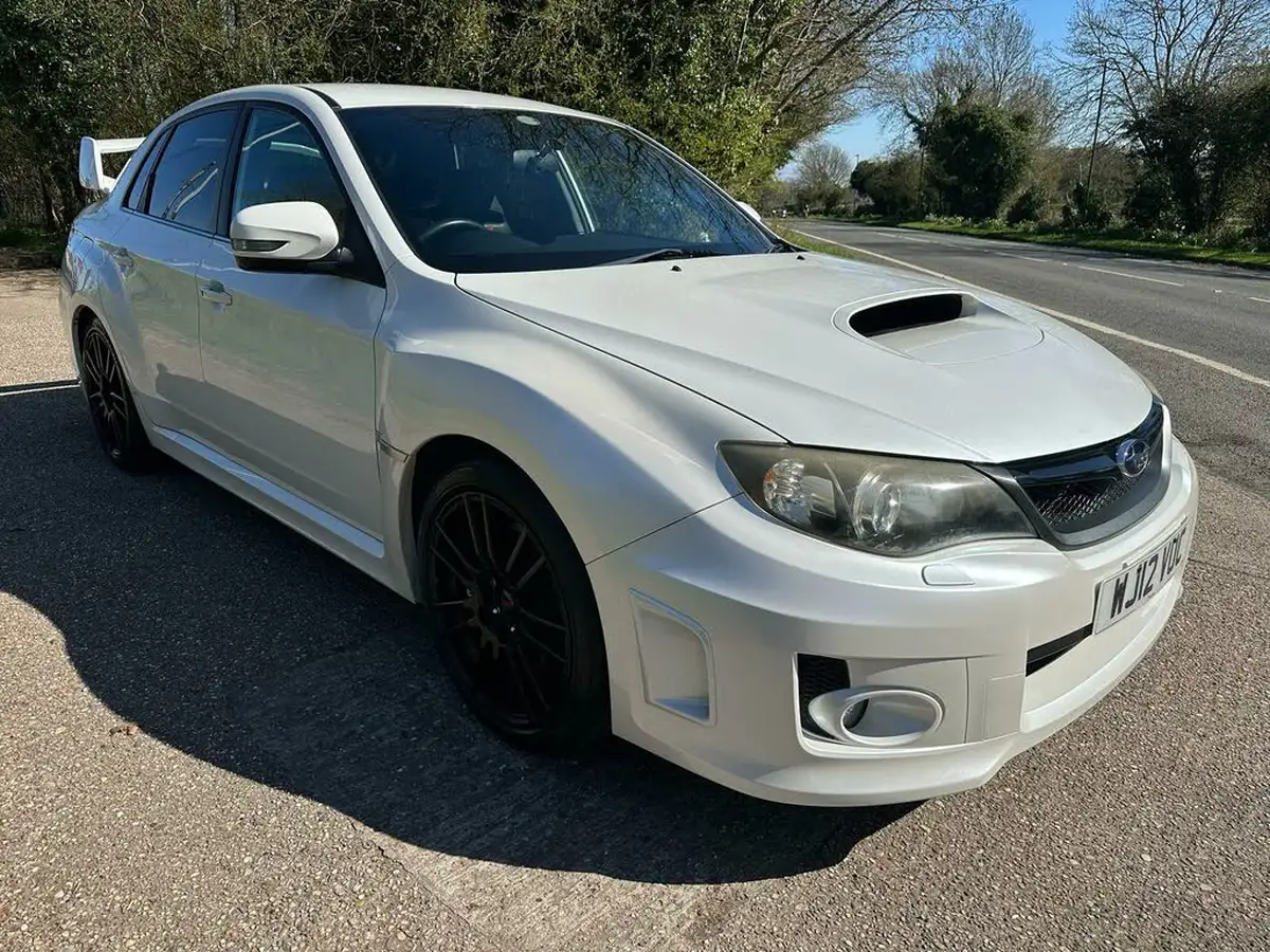 2012-subaru-wrx-25-sti-type-uk-saloon-4d-big-33
