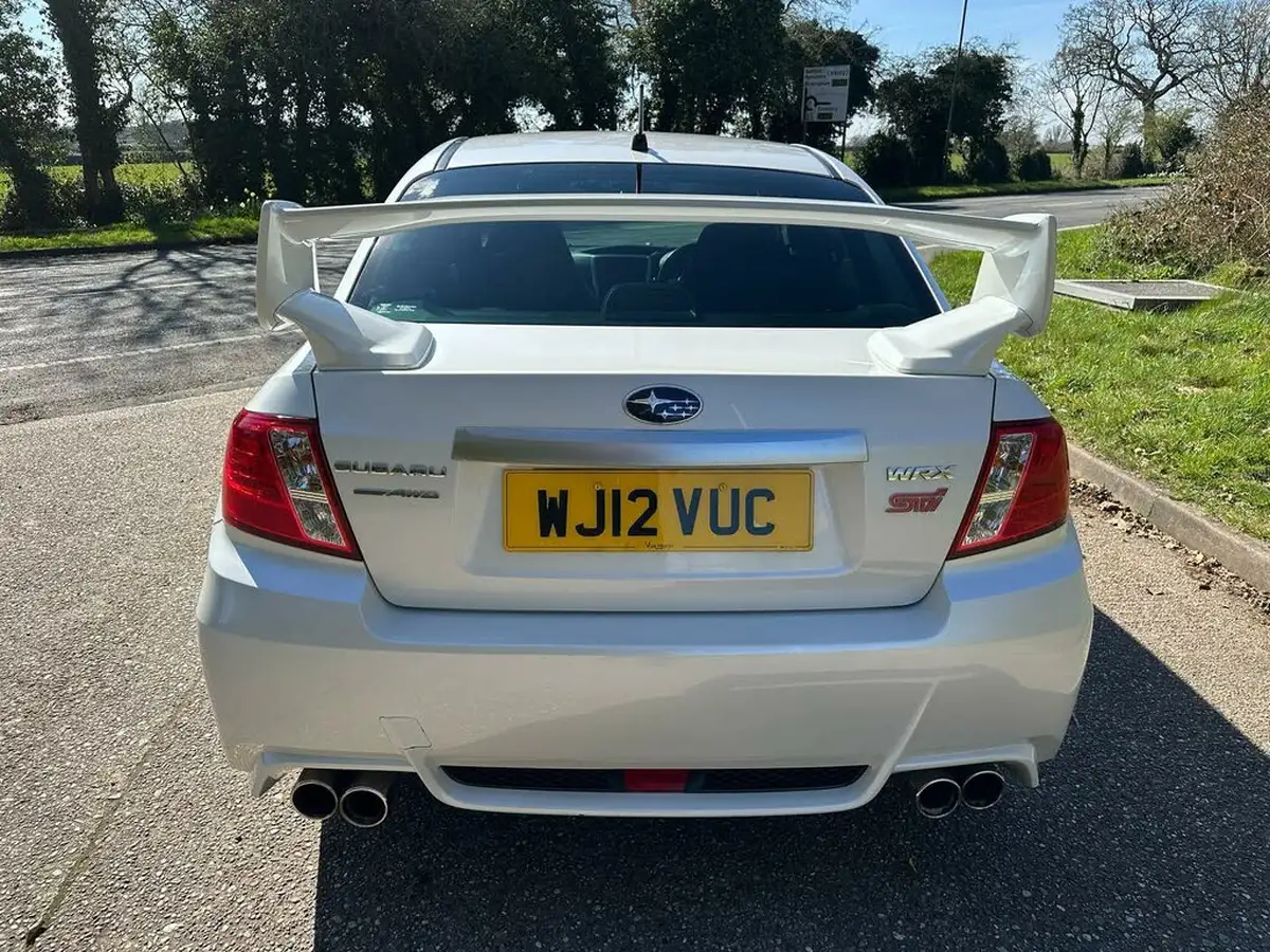 2012-subaru-wrx-25-sti-type-uk-saloon-4d-big-5