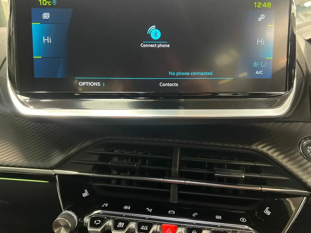 2021-peugeot-2008-suv-e-gt-big-18