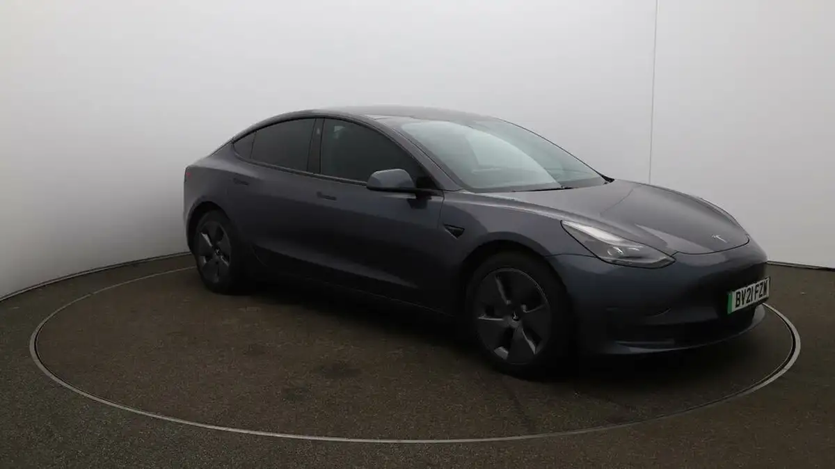 2021-tesla-model-3-e-long-range-4x4-big-36