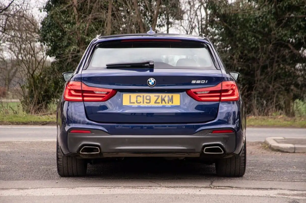 2019-bmw-5-series-20-520i-m-sport-touring-5d-big-4