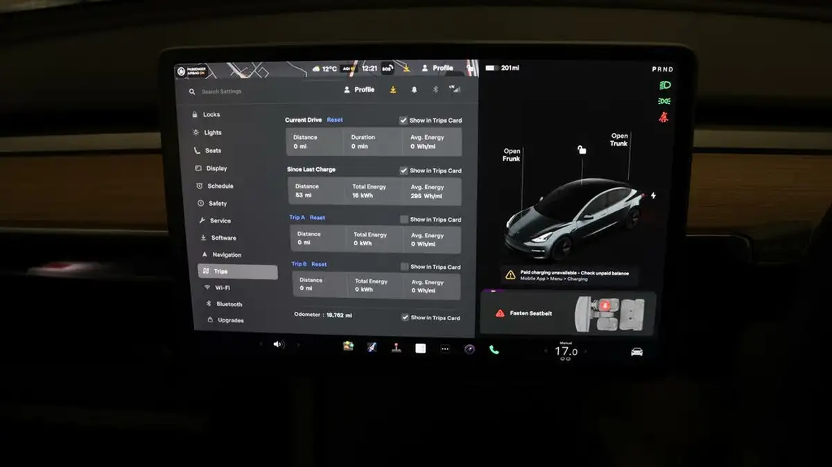 2020-tesla-model-3-e-long-range-big-9