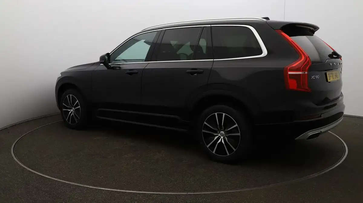 2021-volvo-xc90-20td-b5-momentum-big-30