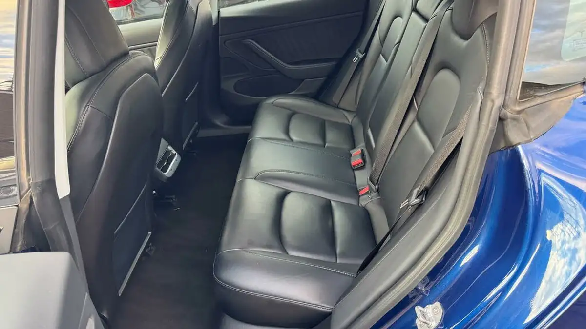 2020-tesla-model-3-e-standard-plus-big-18