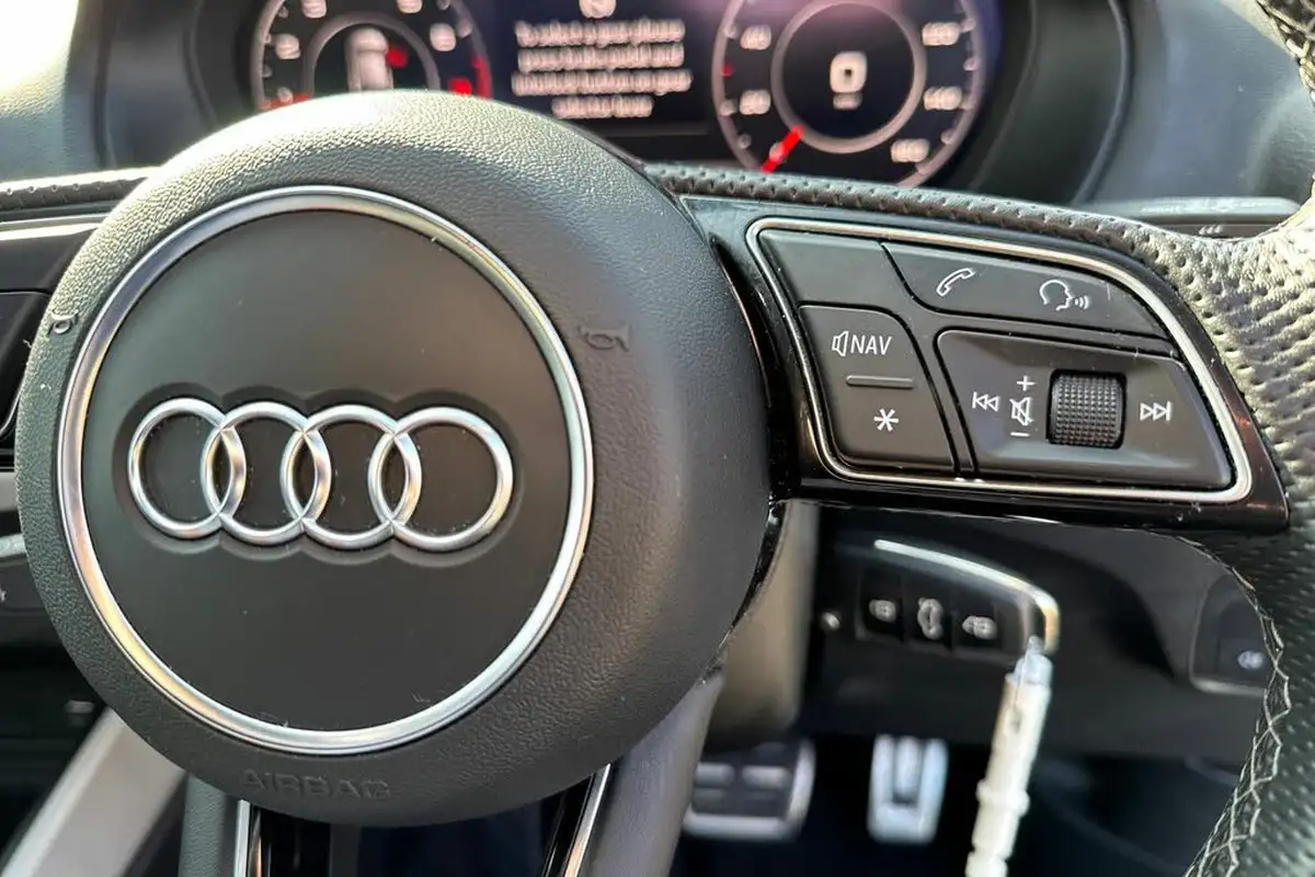 2022-audi-q2-15-35-tfsi-s-line-tronic-big-30