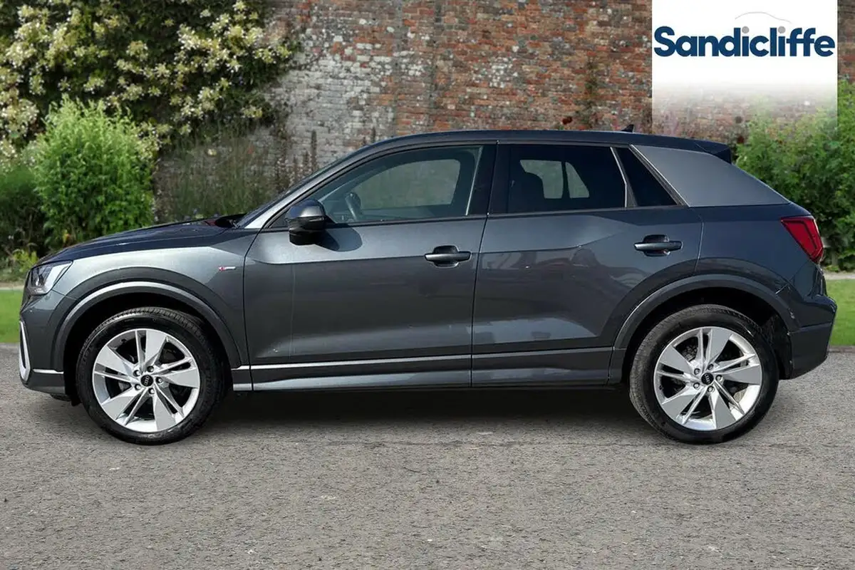 2022-audi-q2-15-35-tfsi-s-line-tronic-big-6