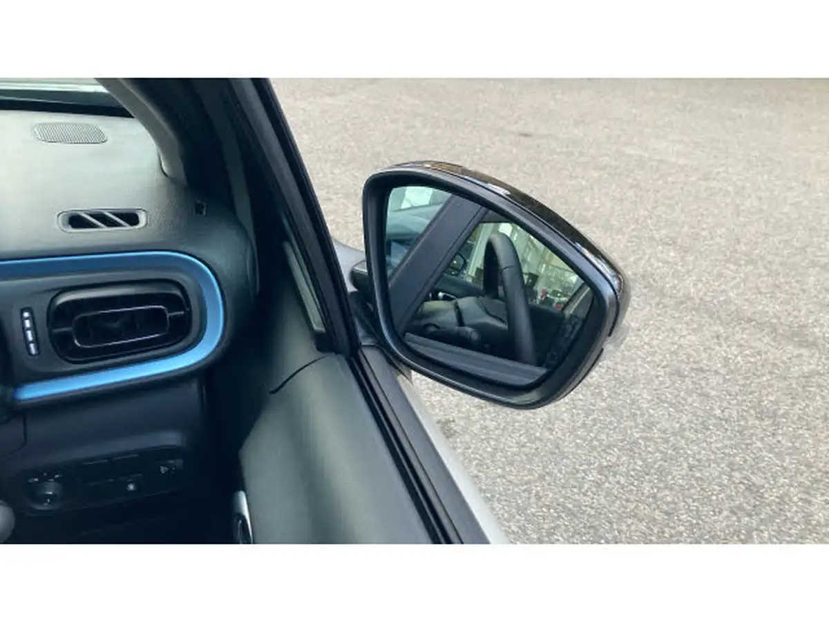 2023-citroen-c3-12-puretech-elle-83ps-ss-big-43