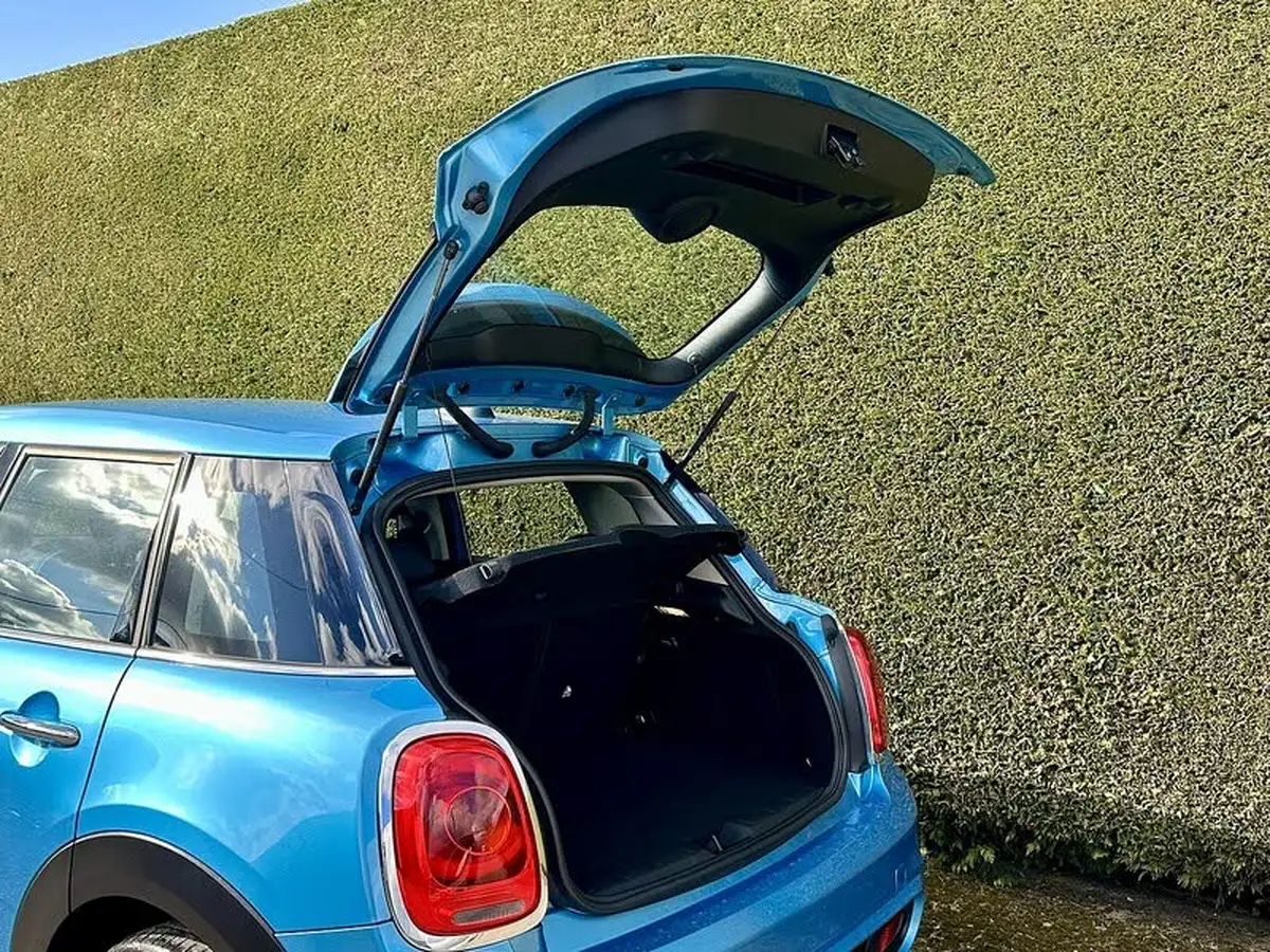 2017-mini-cooper-20-cooper-s-ss-hatchback-5d-big-13