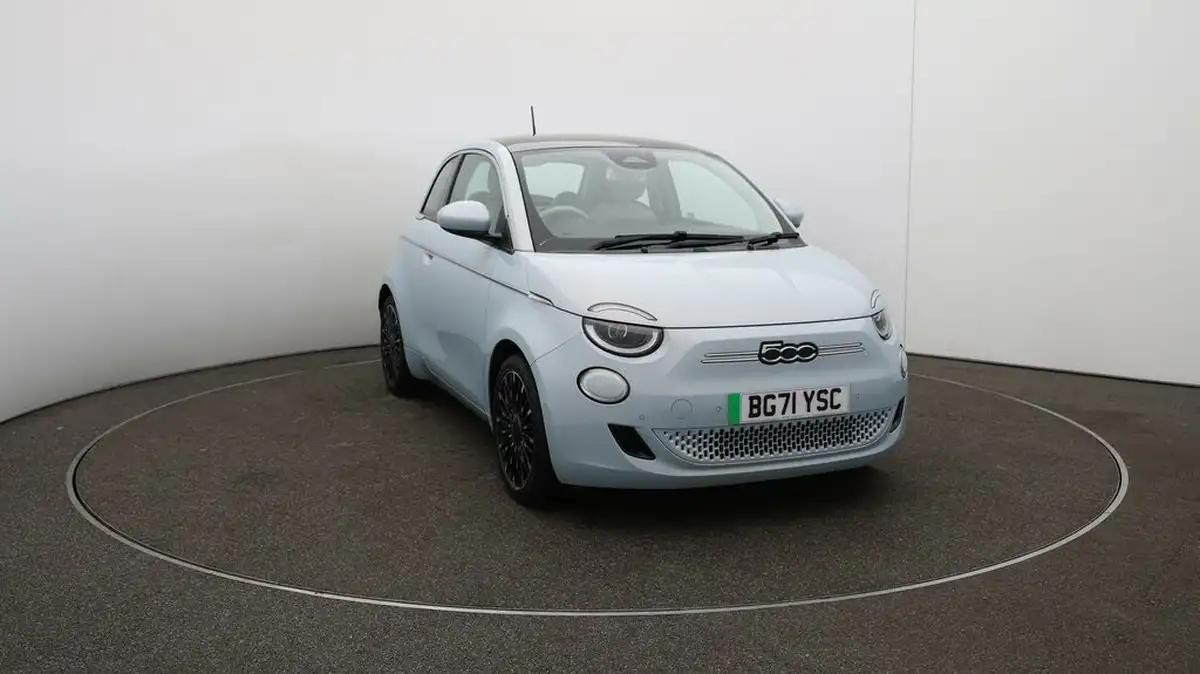 2021-fiat-500-e-la-prima-big-35