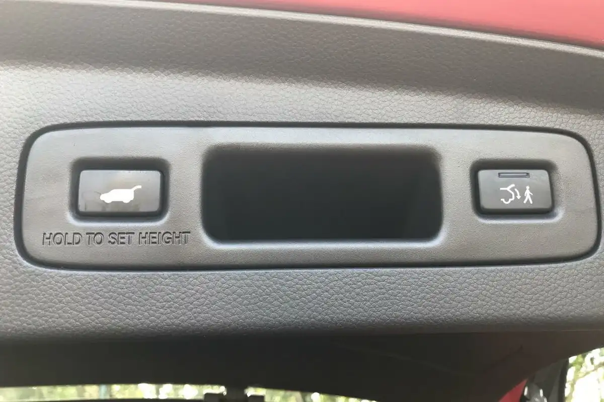 2022-honda-hr-v-15-i-mmd-advance-big-13