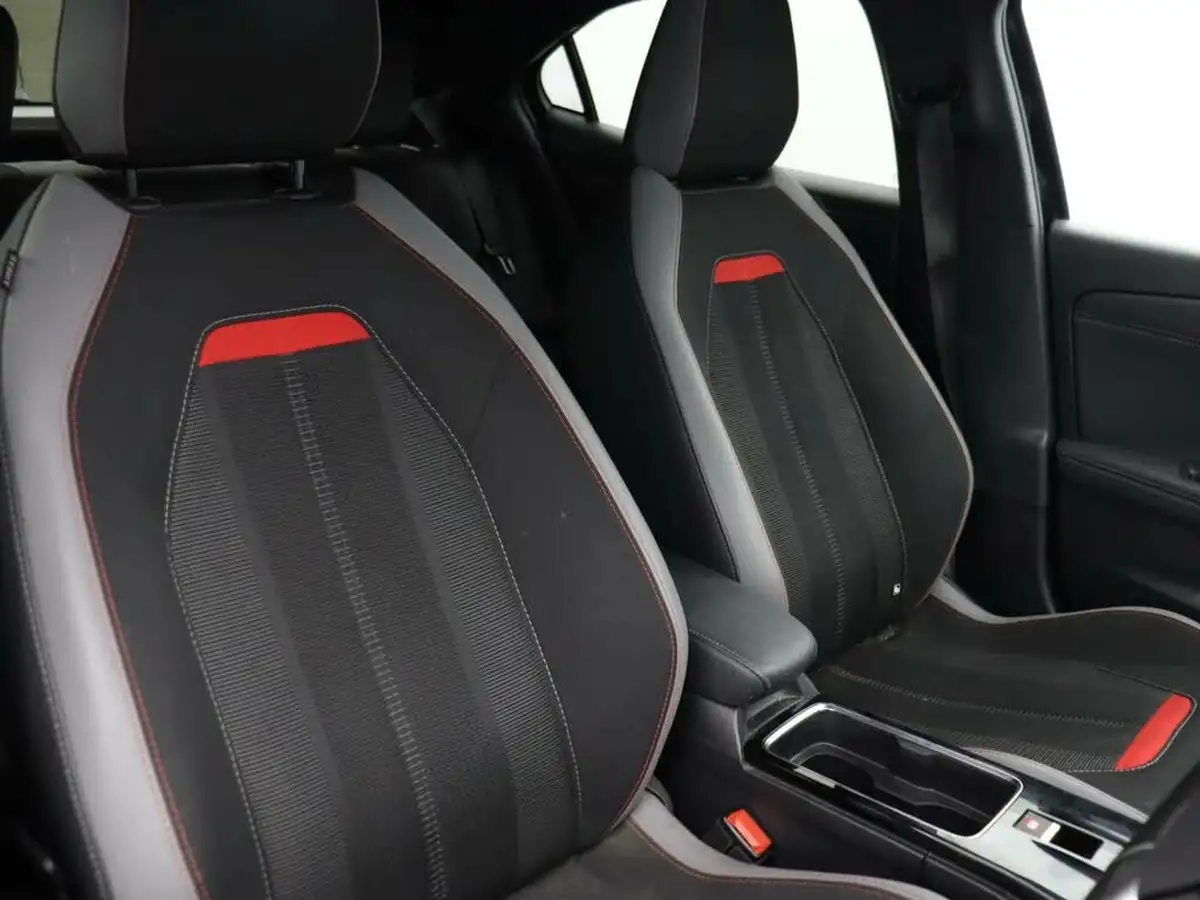 2023-vauxhall-mokka-e-gs-big-8