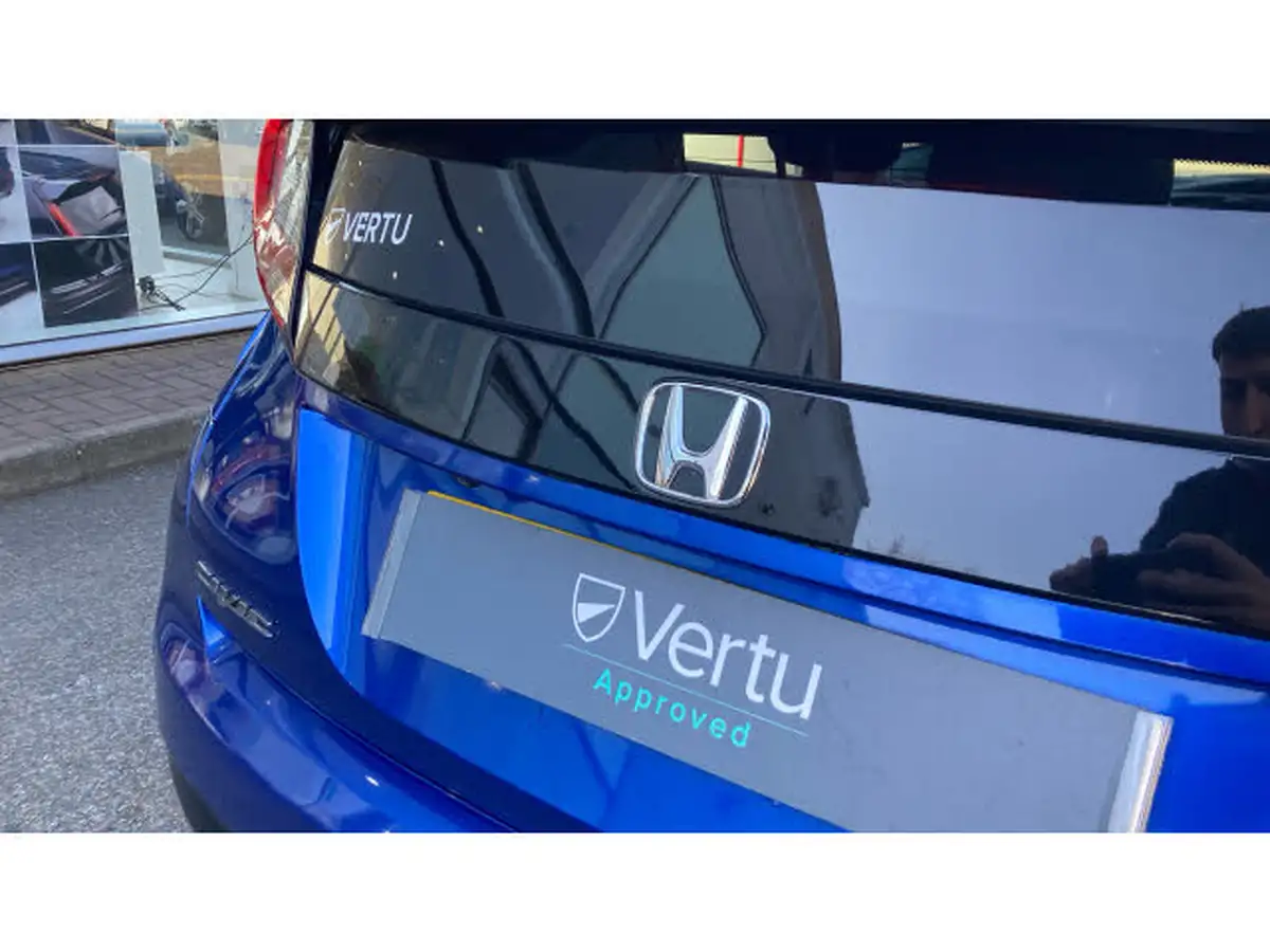 2017-honda-civic-18-i-vtec-se-plus-navi-hatchback-auto-big-39